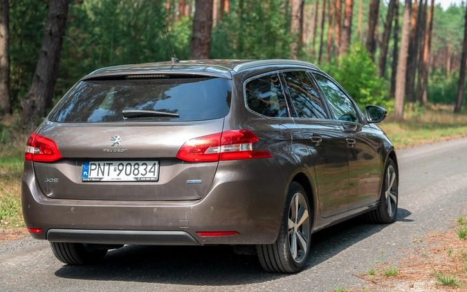 Peugeot 308 cena 32500 przebieg: 229500, rok produkcji 2015 z Zbąszyń małe 137